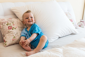 KRÓLEWSKA PODUSZKA PUCHOWA ROYAL 5 GWIAZDEK 40x40 UNIWERSALNA BIAŁA